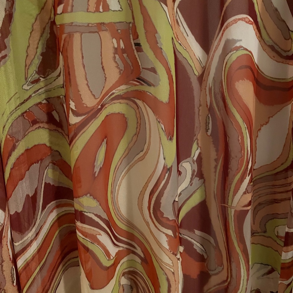 Colorful Swirl Patterned Kimono - Picture 2 of 3